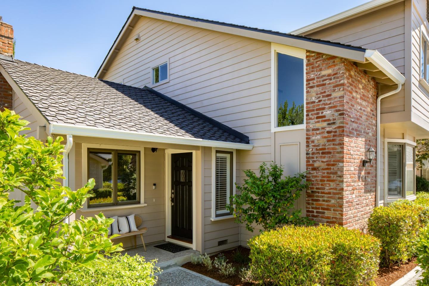 10 Versailles ST