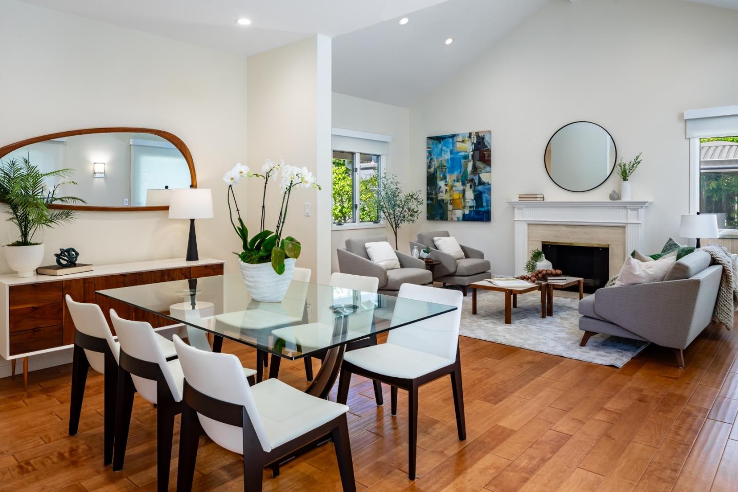 10 Versailles ST