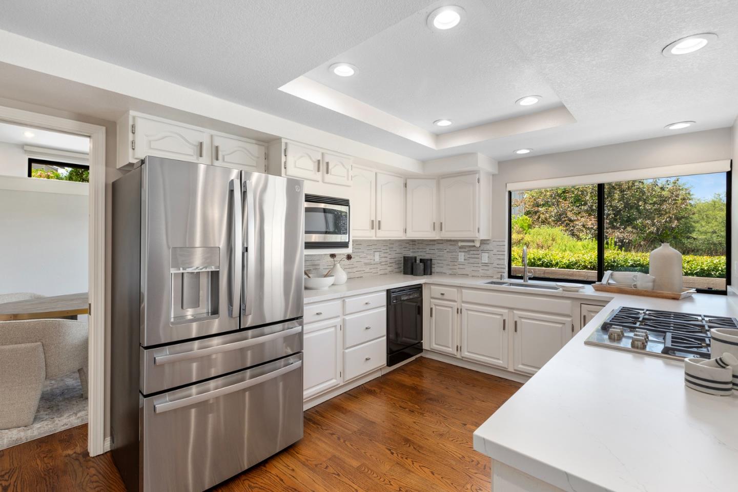 22 Hallmark CIR