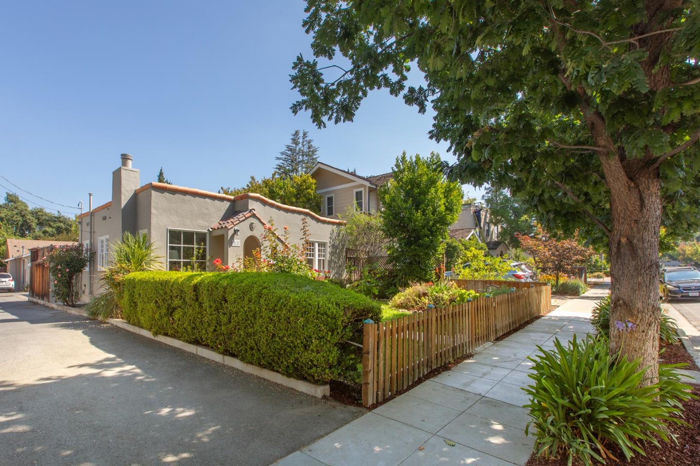 212 Gilbert Avenue