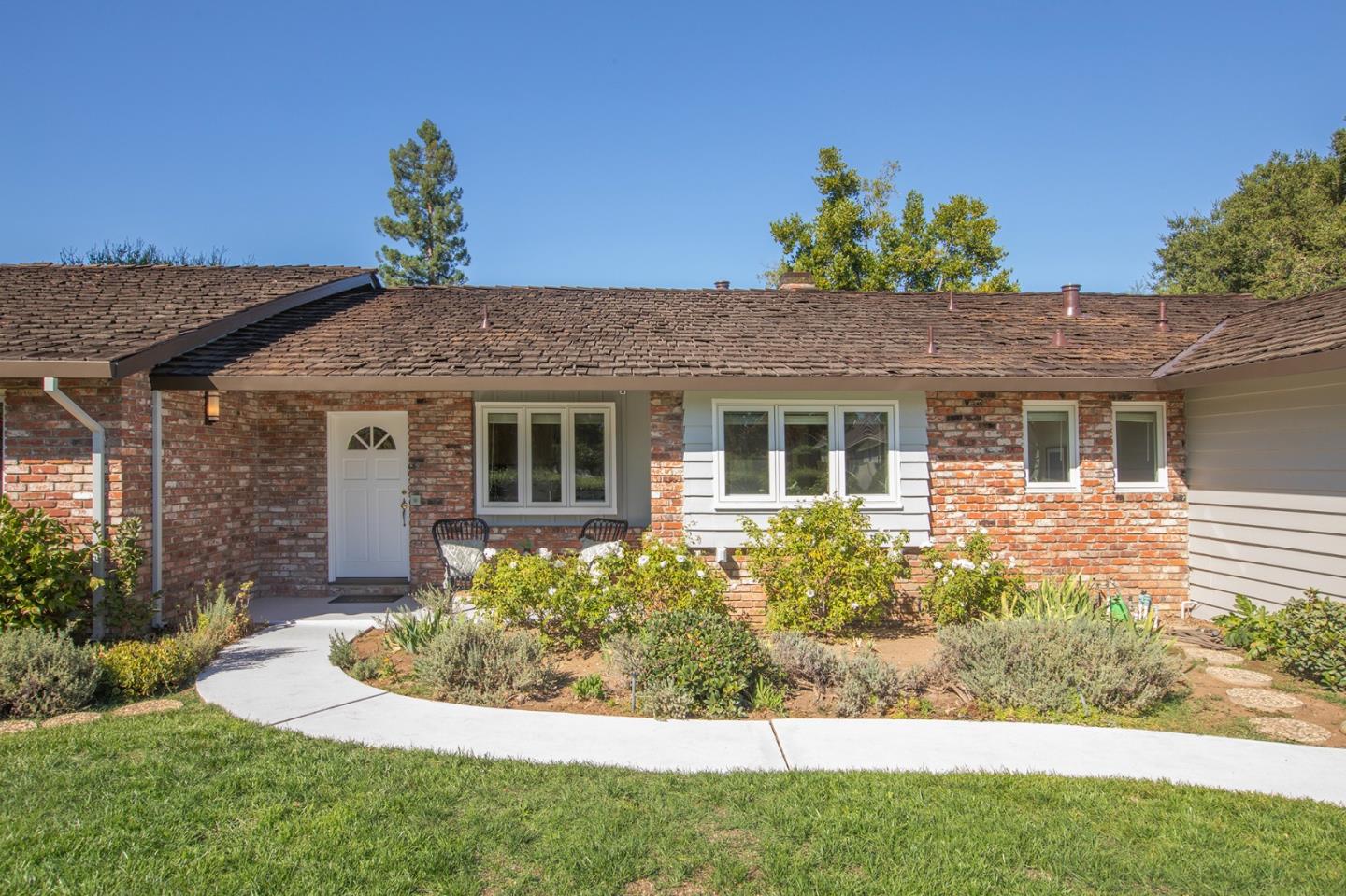 35 Alma Court