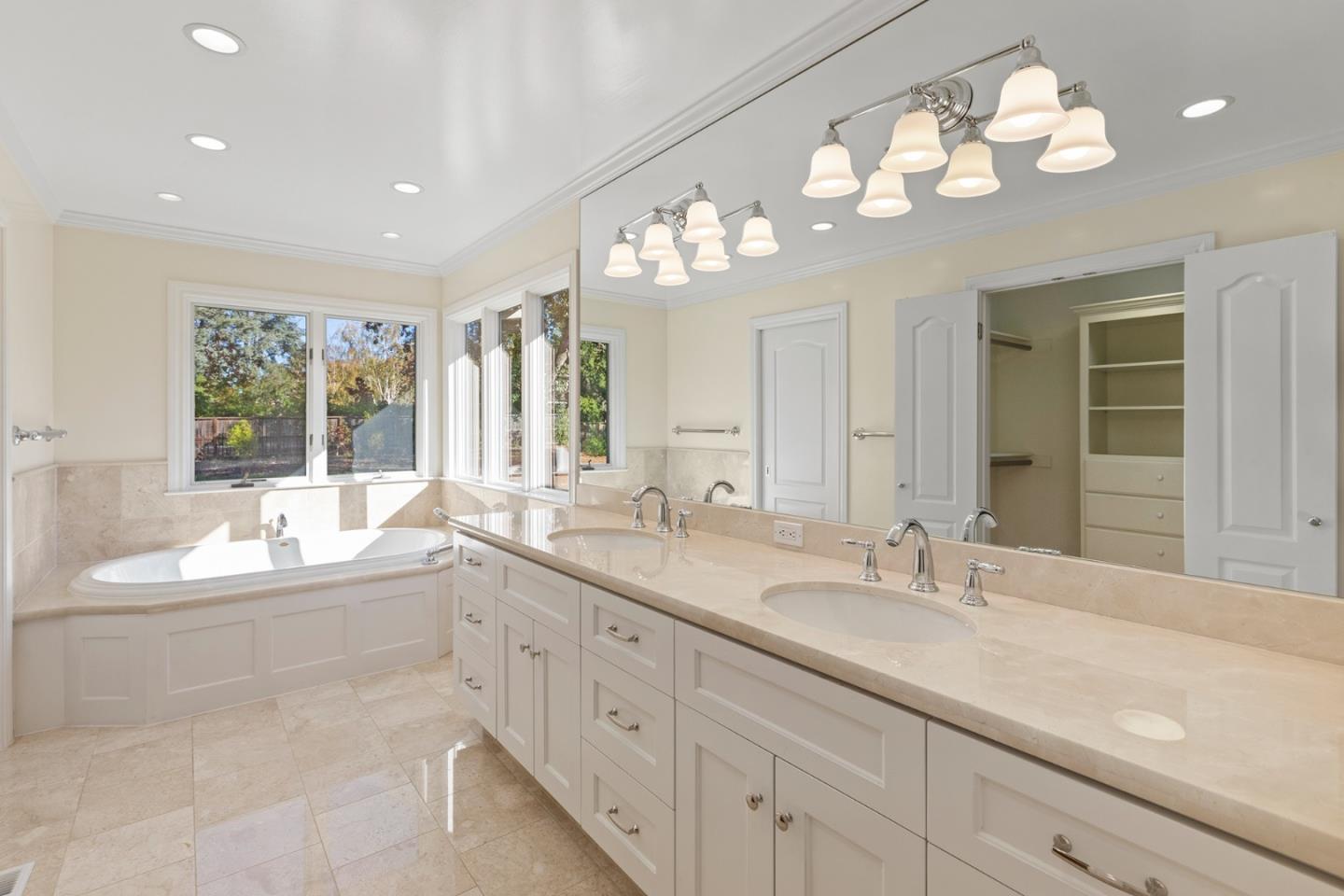 27696 Vogue Court