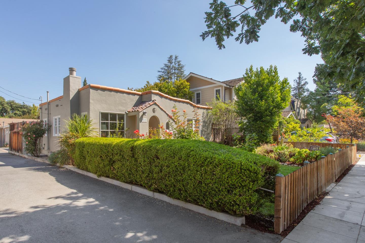 212 Gilbert Avenue