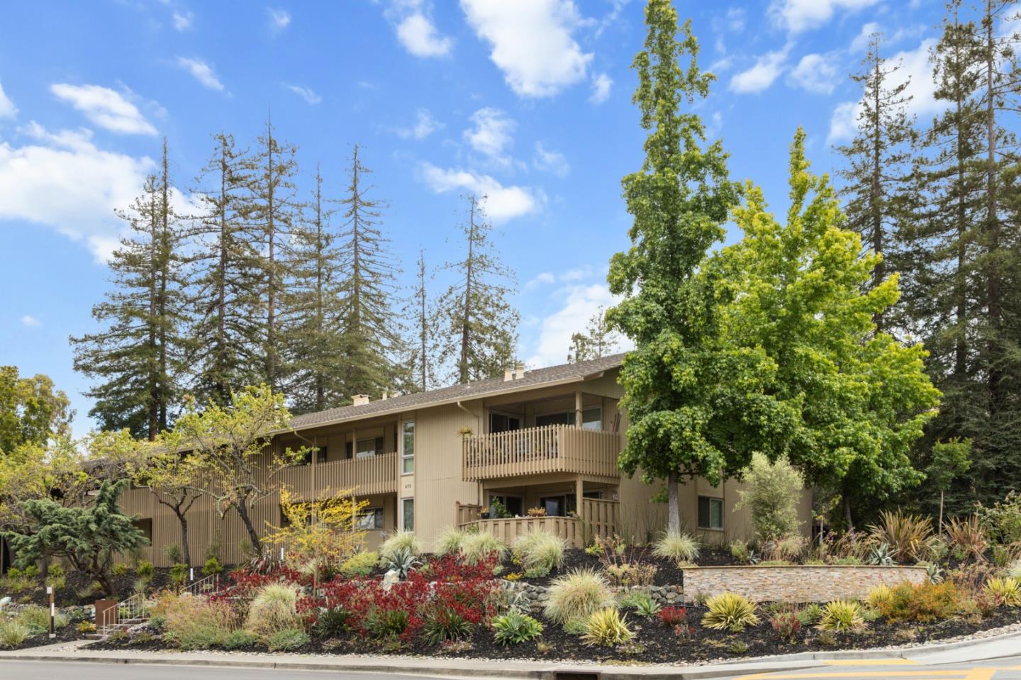 2315 Eastridge Avenue 724