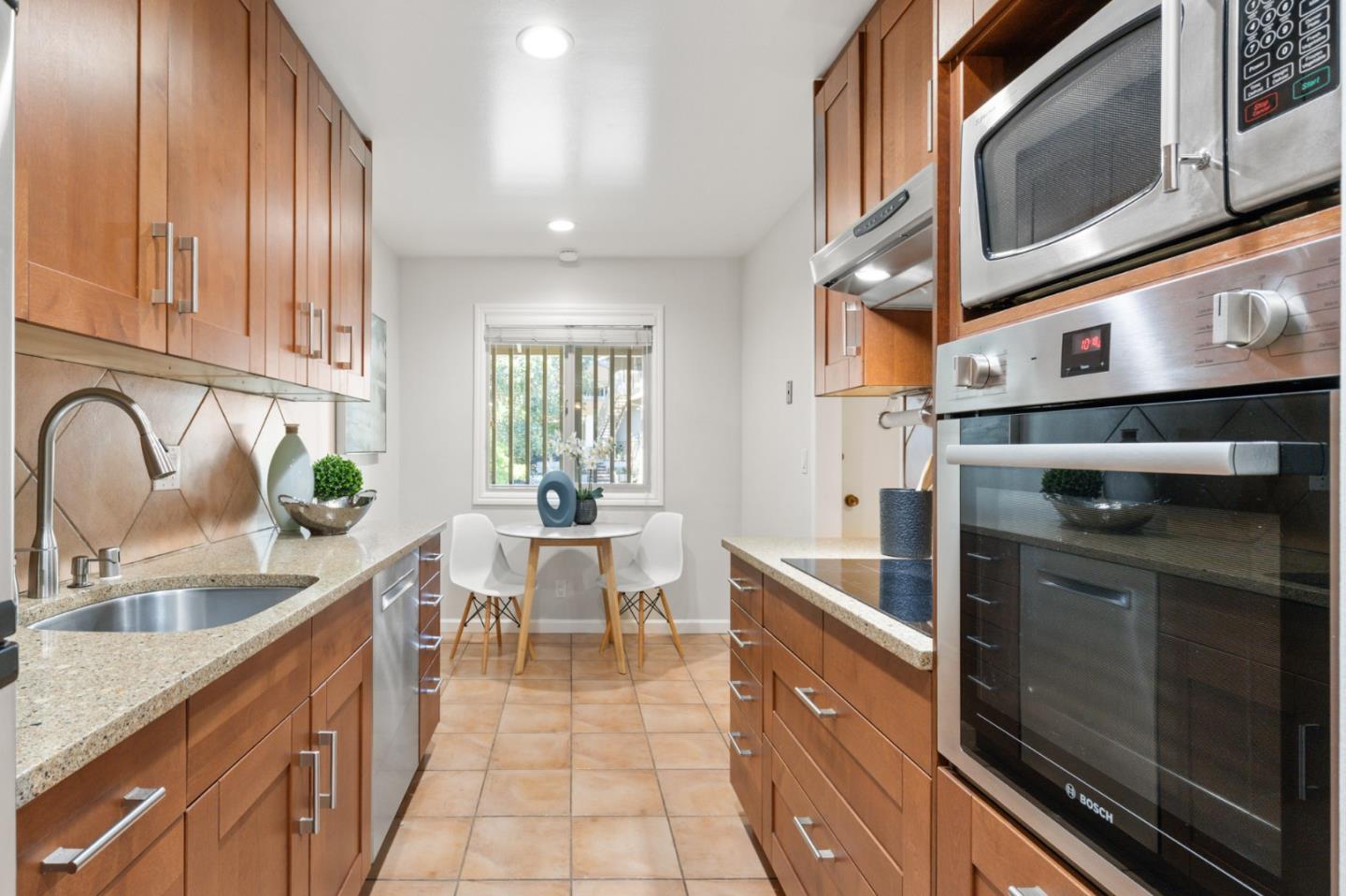 2315 Eastridge Avenue 724
