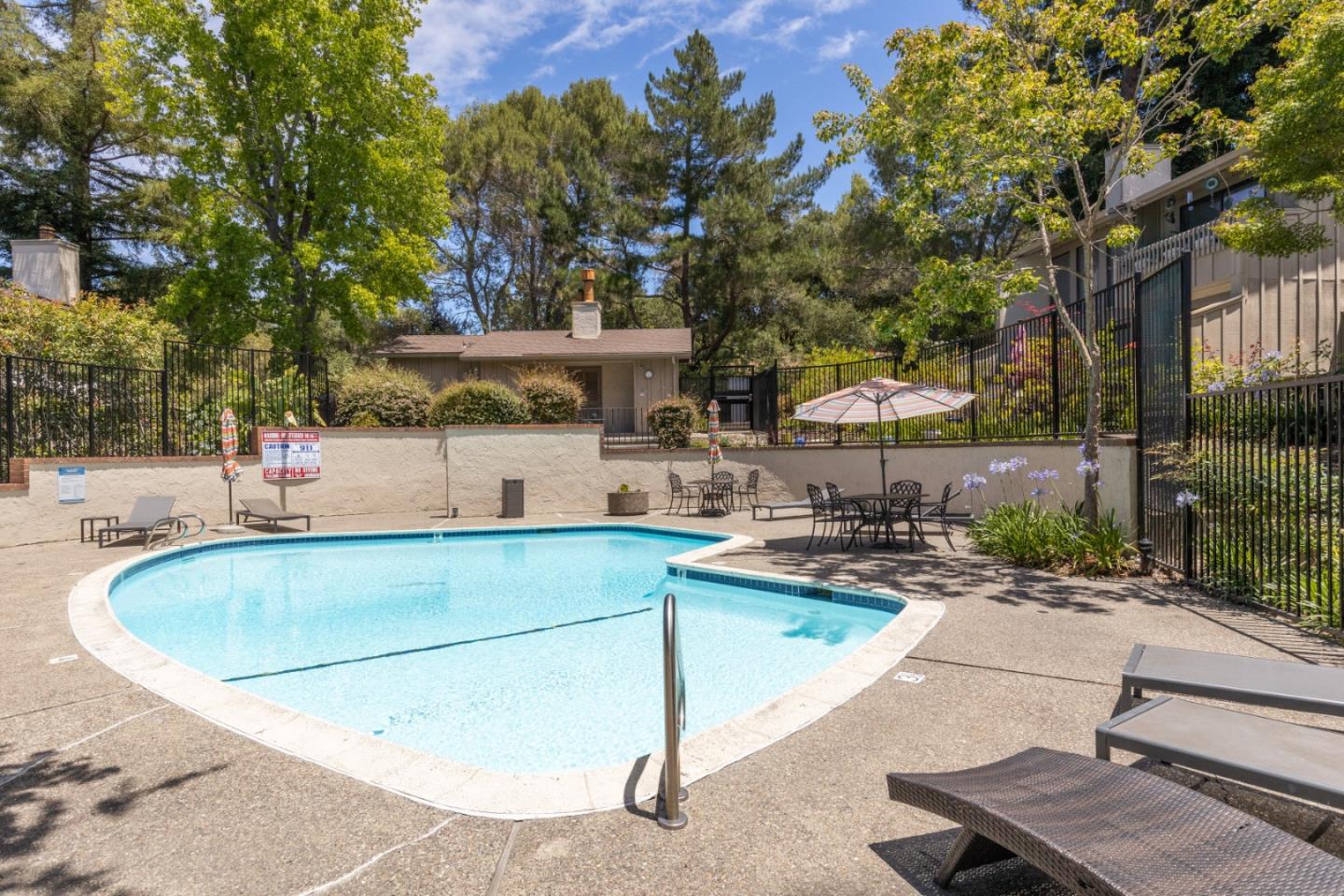 546 Sand Hill Circle