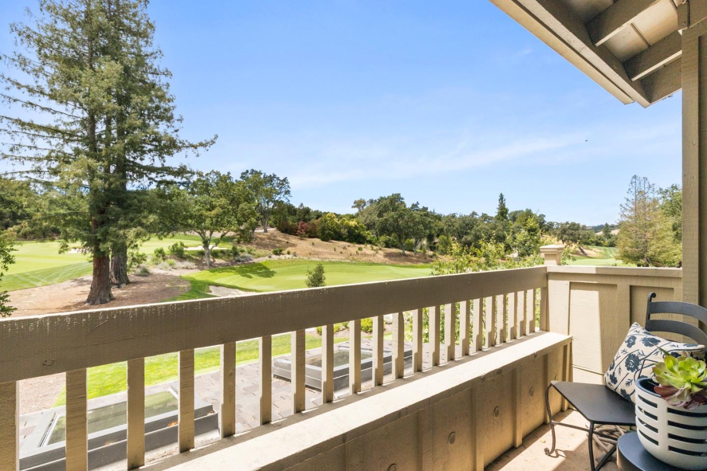 546 Sand Hill Circle