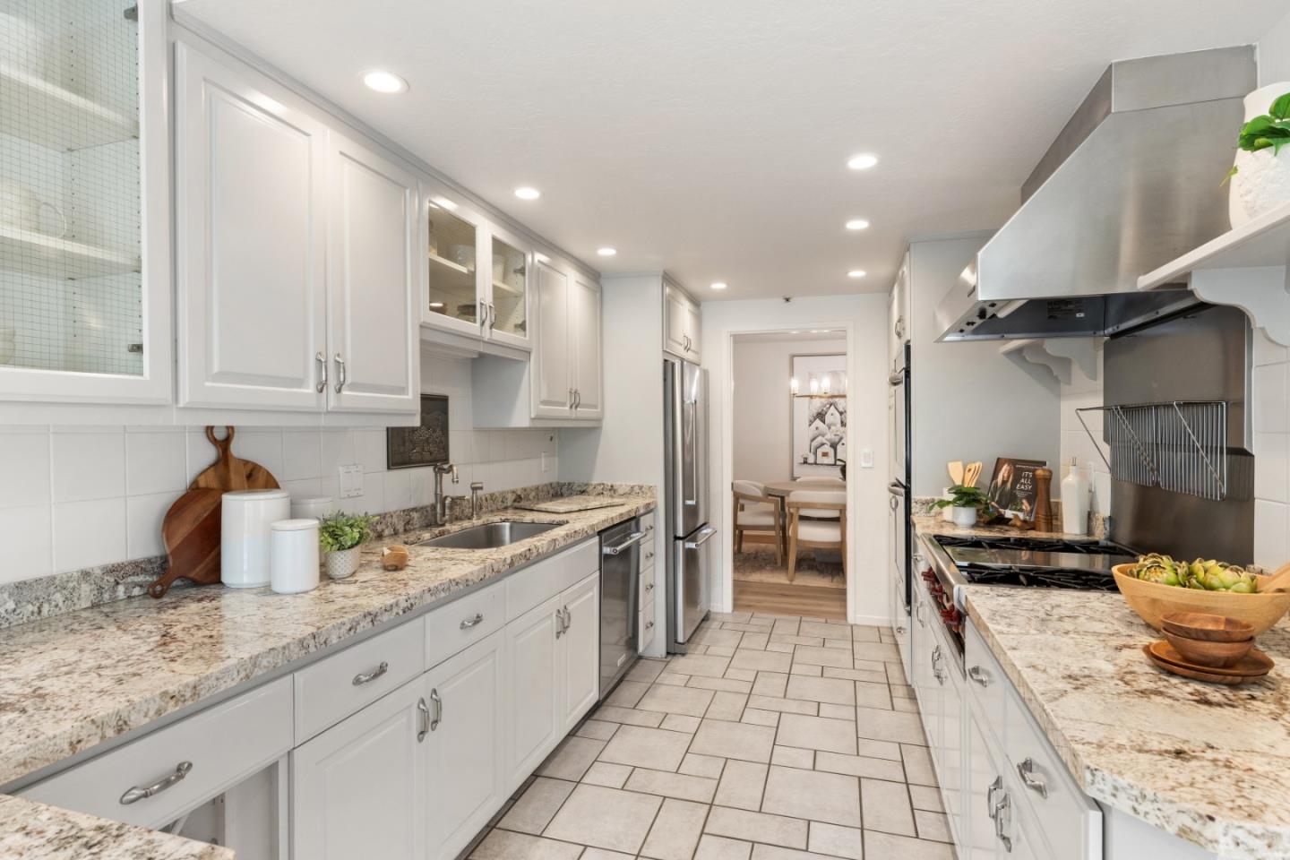 546 Sand Hill Circle