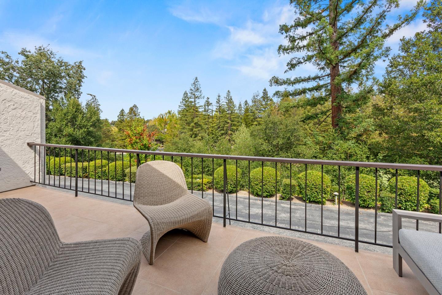 170 Sand Hill CIR