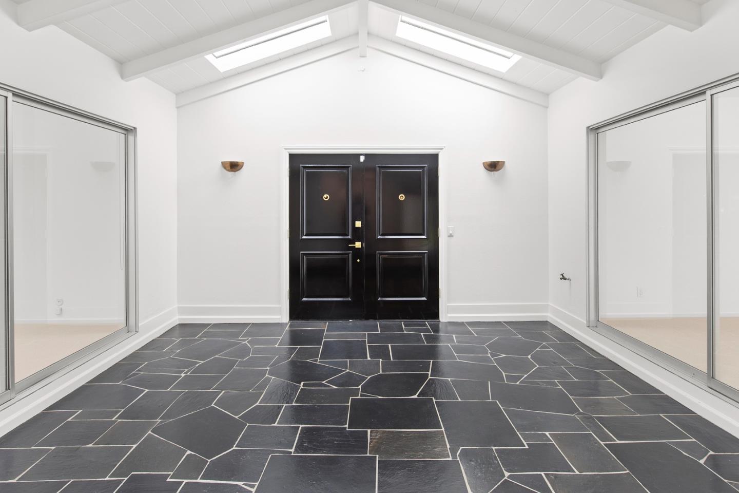 3 Trinity CT