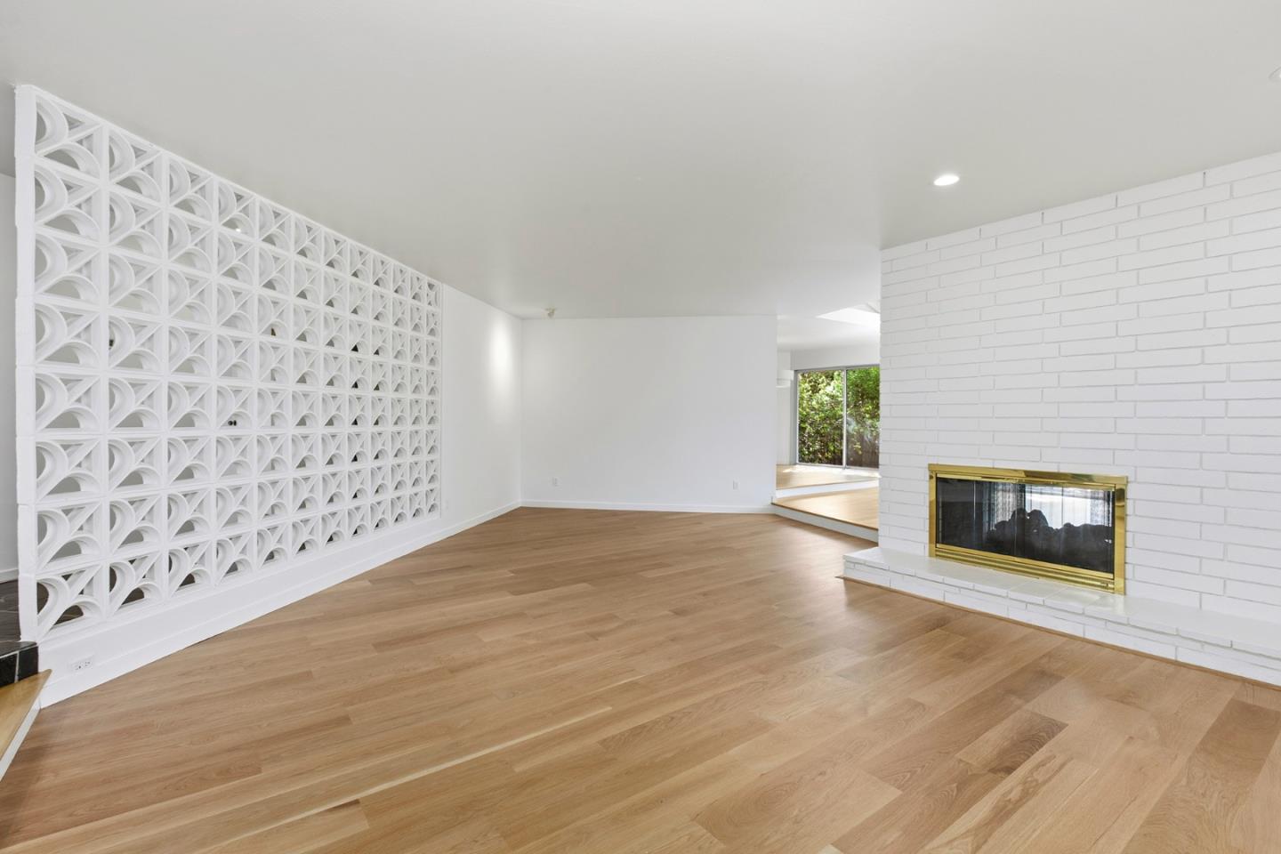 3 Trinity CT