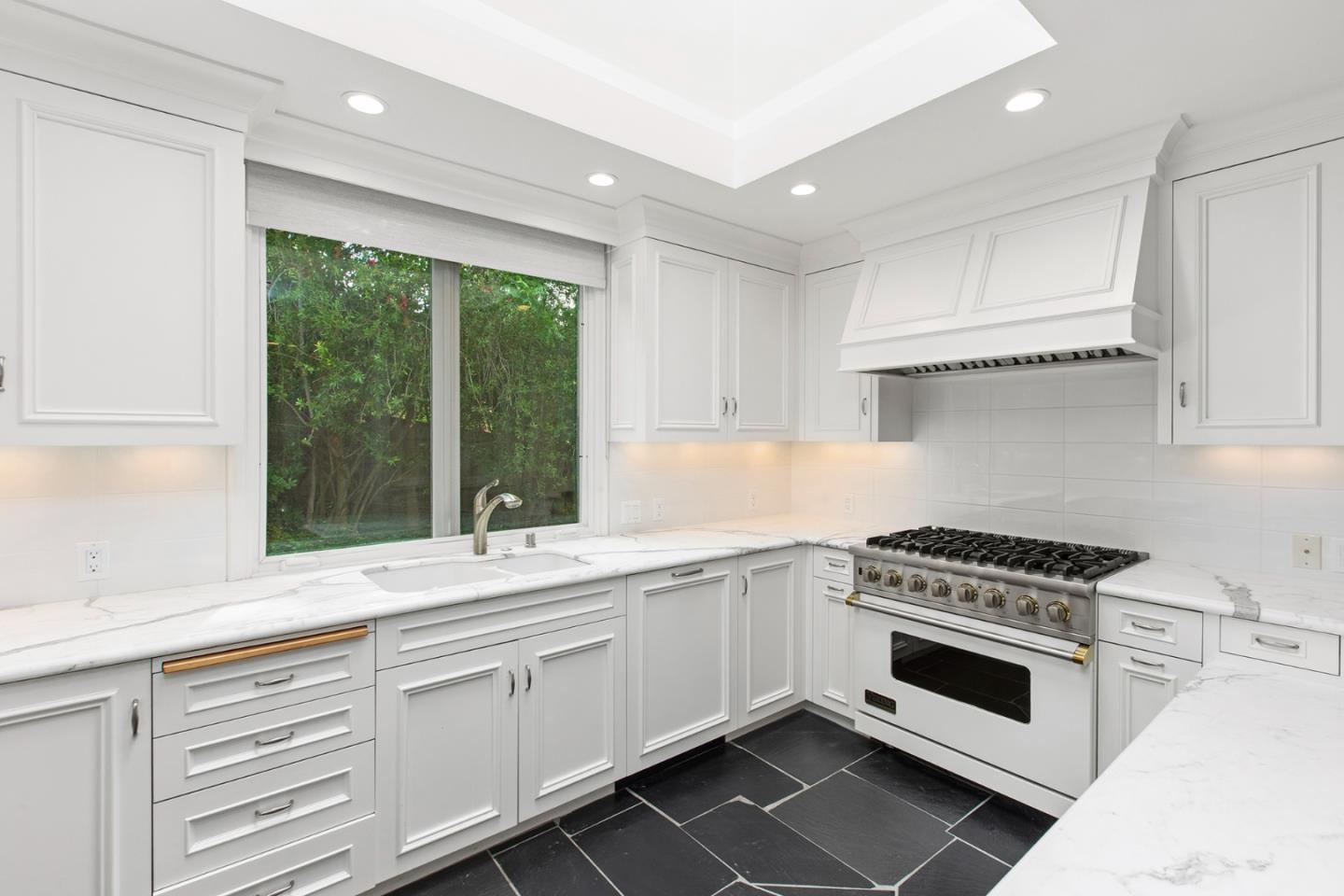 3 Trinity CT