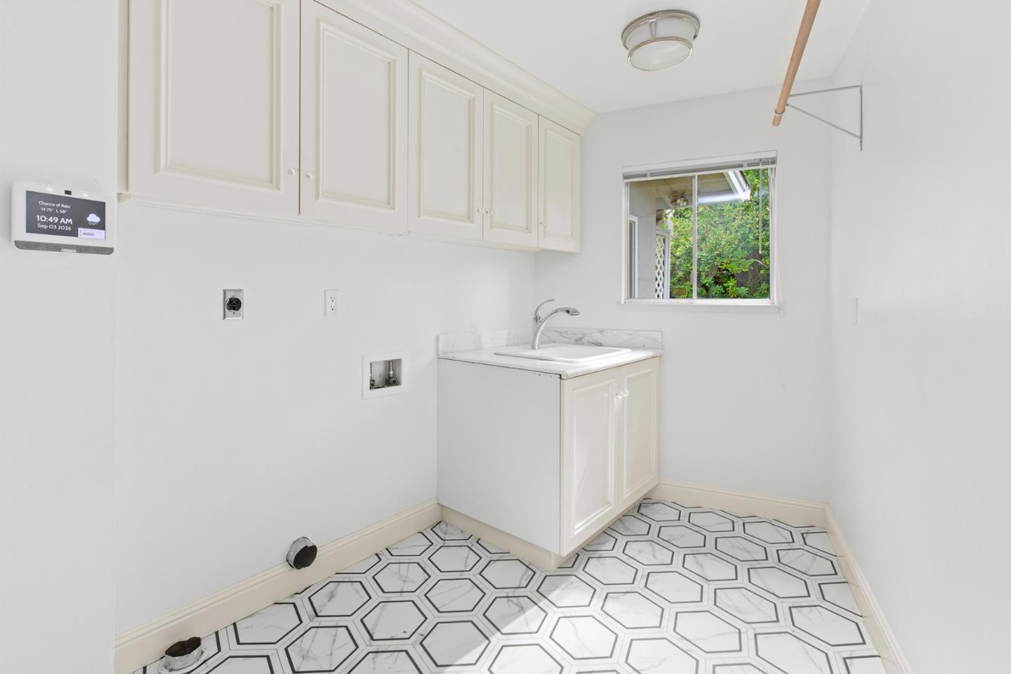 3 Trinity CT