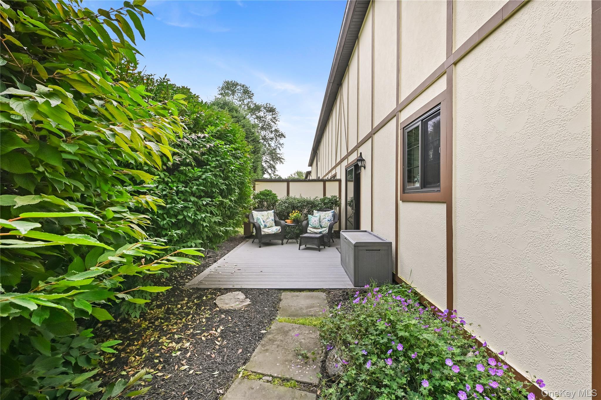 119 Stringham Road Unit: 16