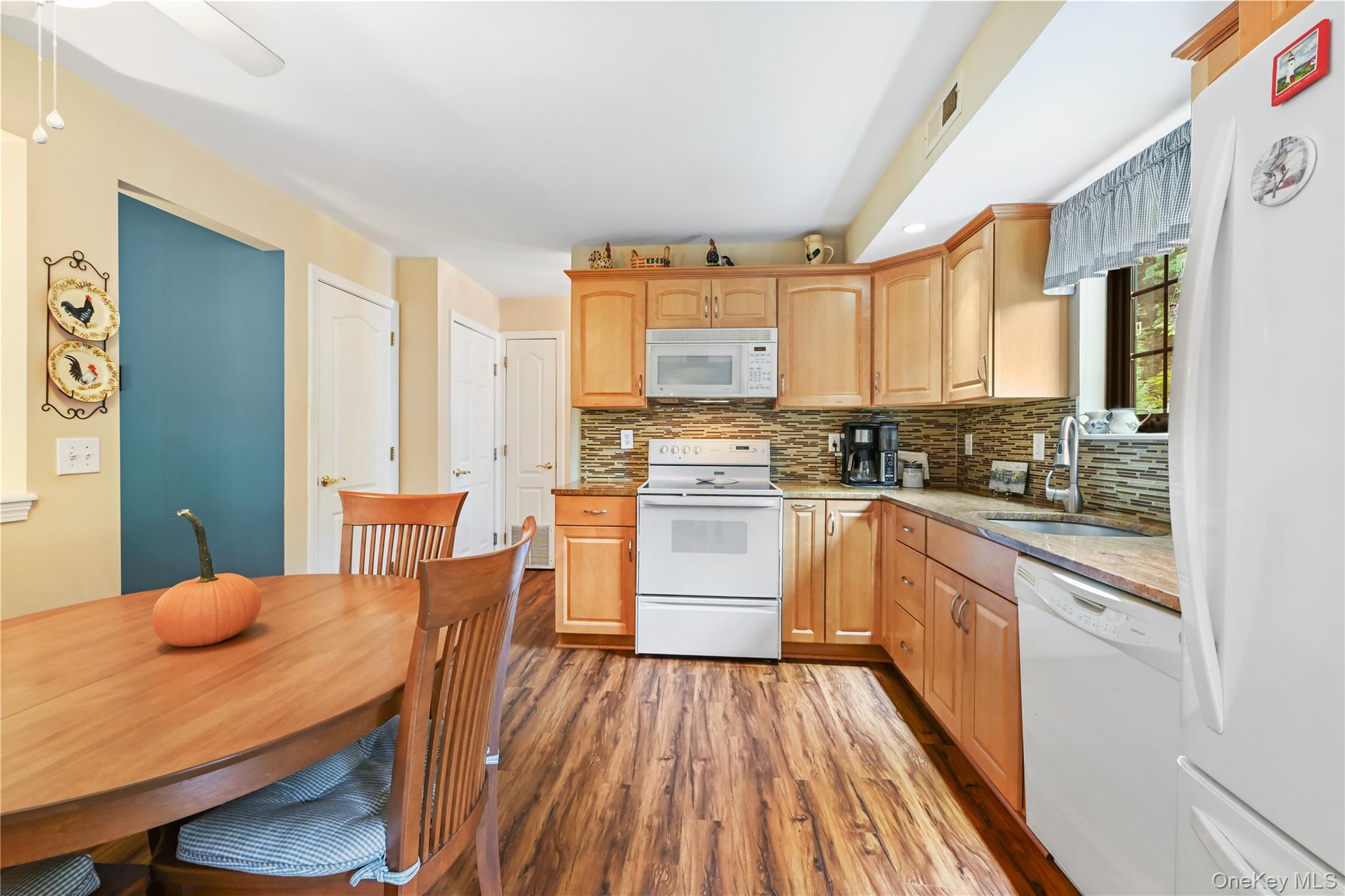 119 Stringham Road Unit: 16