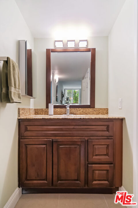 10800 Holman Ave Unit: 206