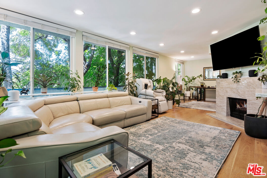 10800 Holman Ave Unit: 206