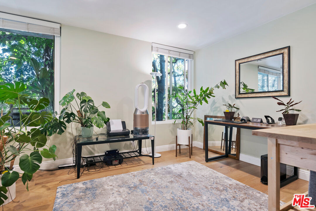 10800 Holman Ave Unit: 206