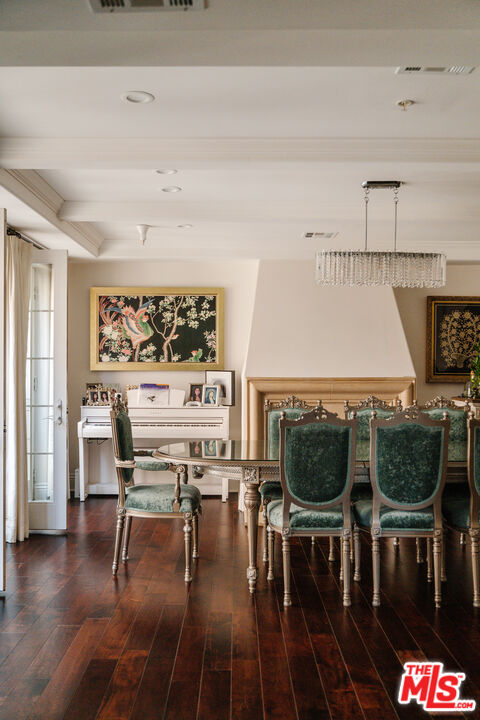 1835 Pandora Ave Unit: 302