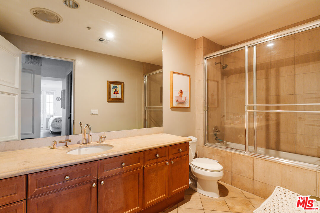 1835 Pandora Ave Unit: 302