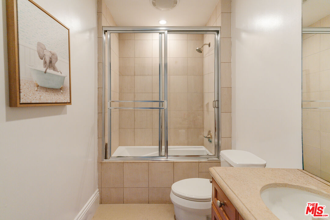 1835 Pandora Ave Unit: 302