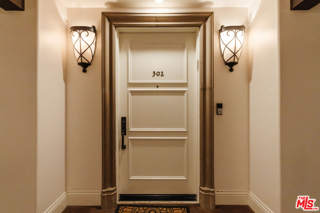 1835 Pandora Ave Unit: 302