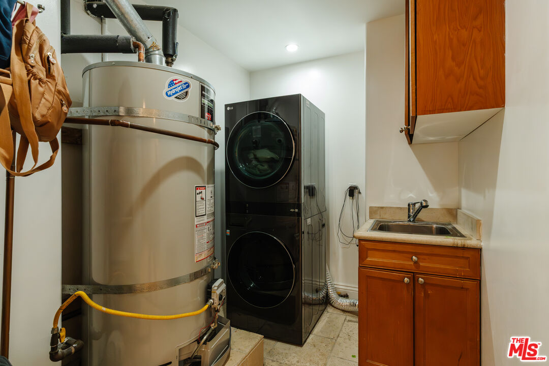 1835 Pandora Ave Unit: 302