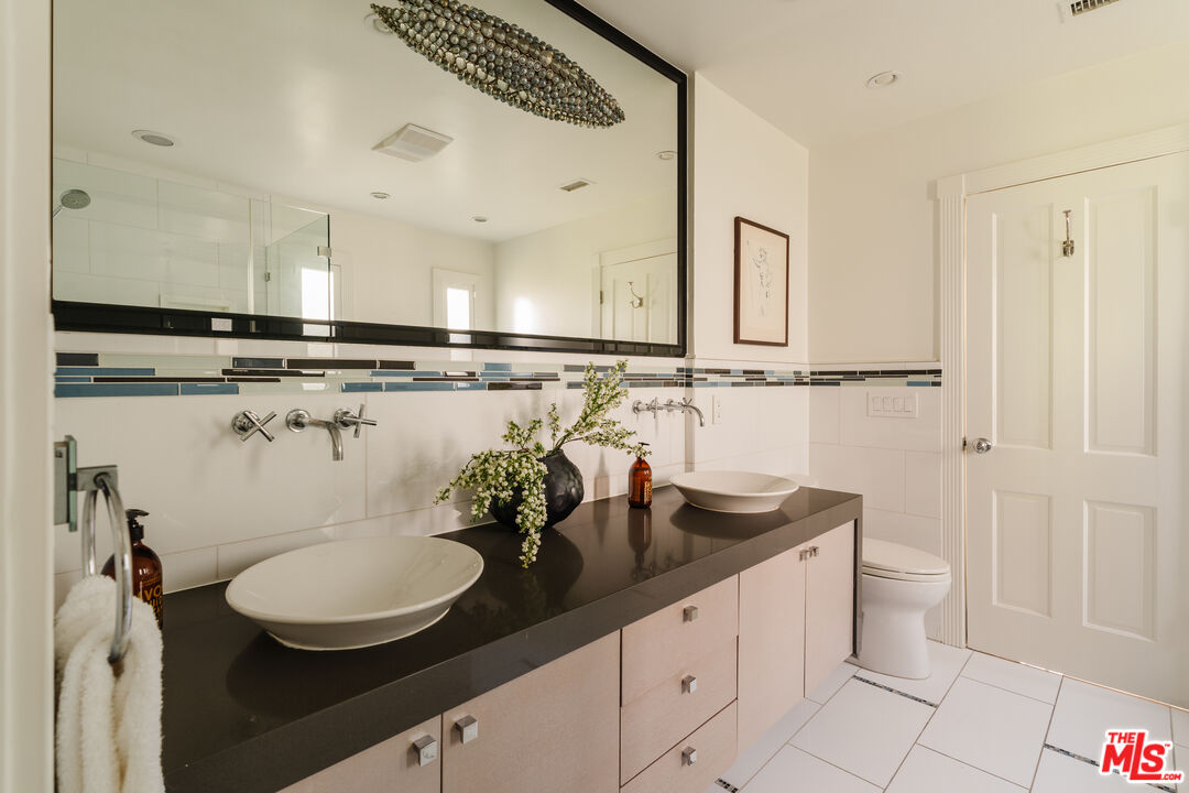 1130 Sierra Alta Way