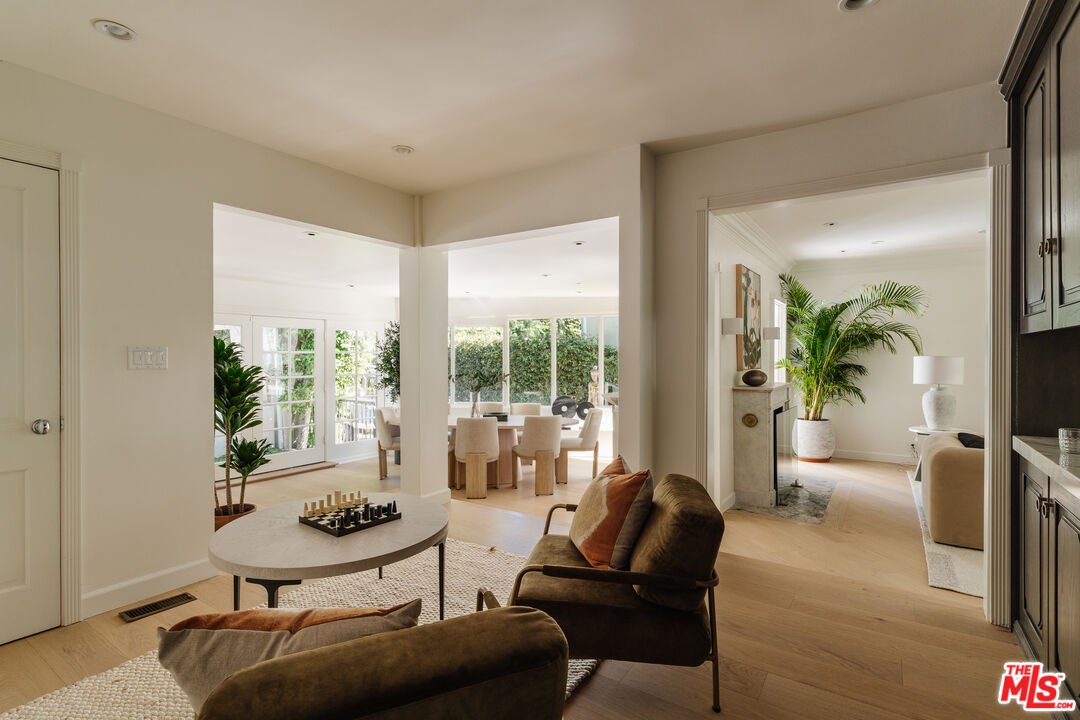 1130 Sierra Alta Way