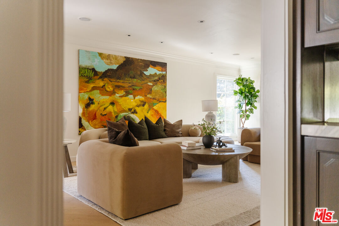 1130 Sierra Alta Way