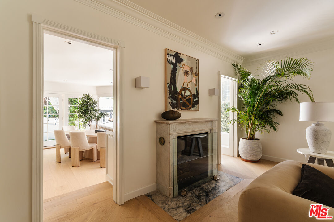 1130 Sierra Alta Way