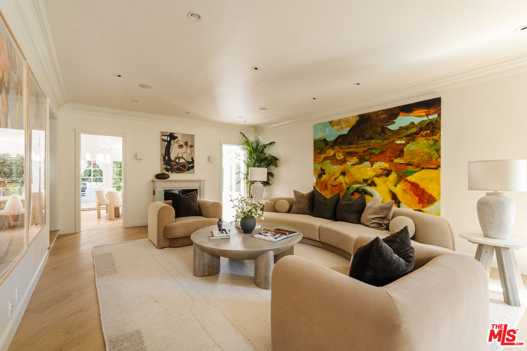 1130 Sierra Alta Way