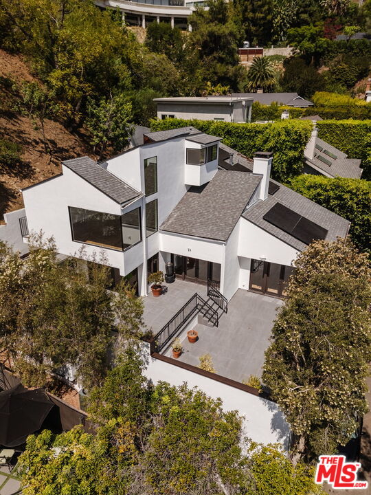 1355 Bobolink Pl