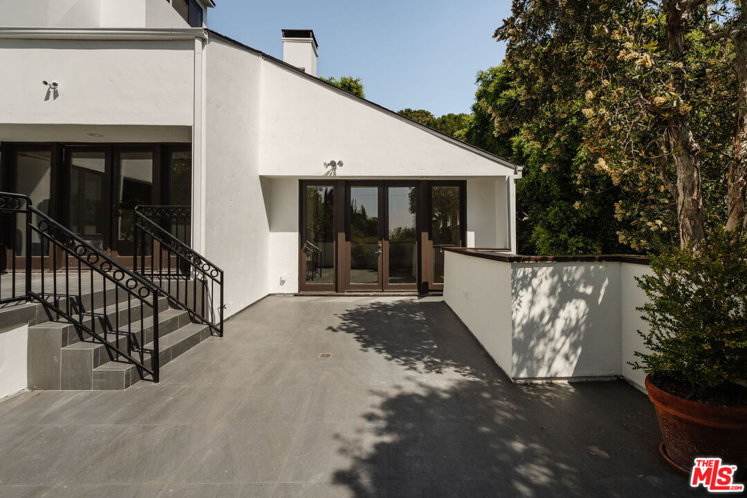 1355 Bobolink Pl