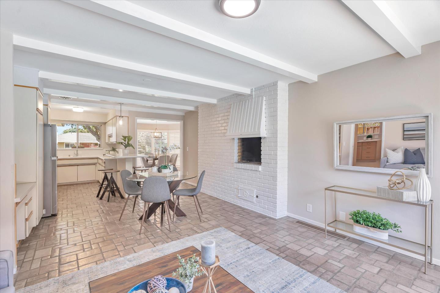 1292 McBain AVE