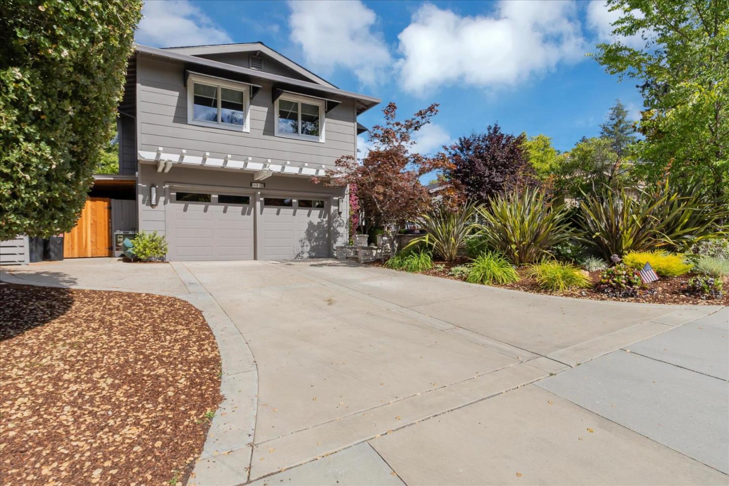 6112 Montoro CT