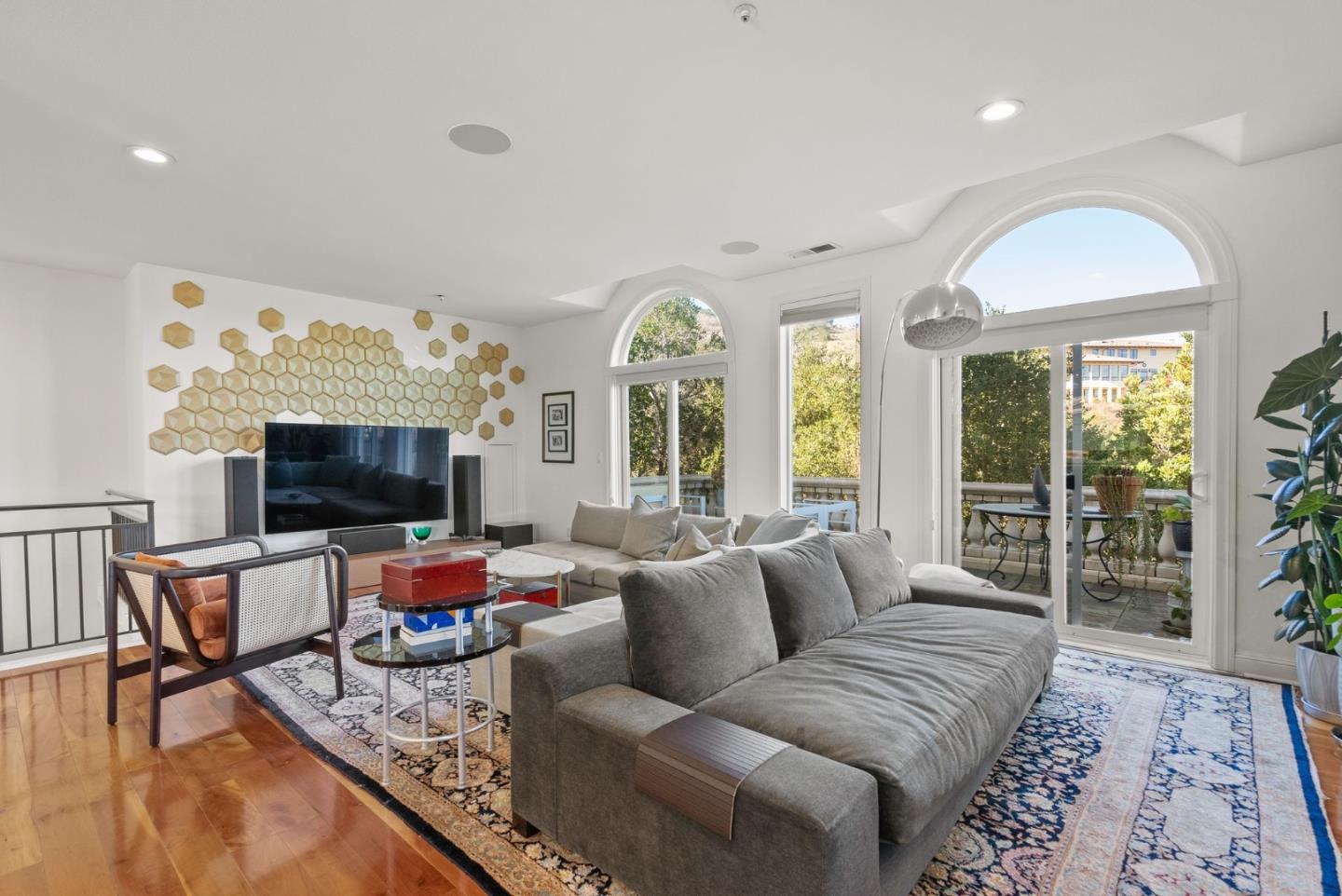 199 Kings CT