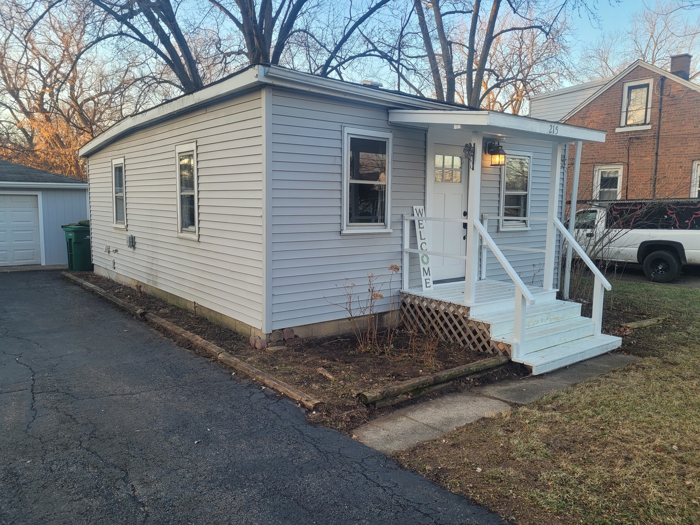 215 Willard Place