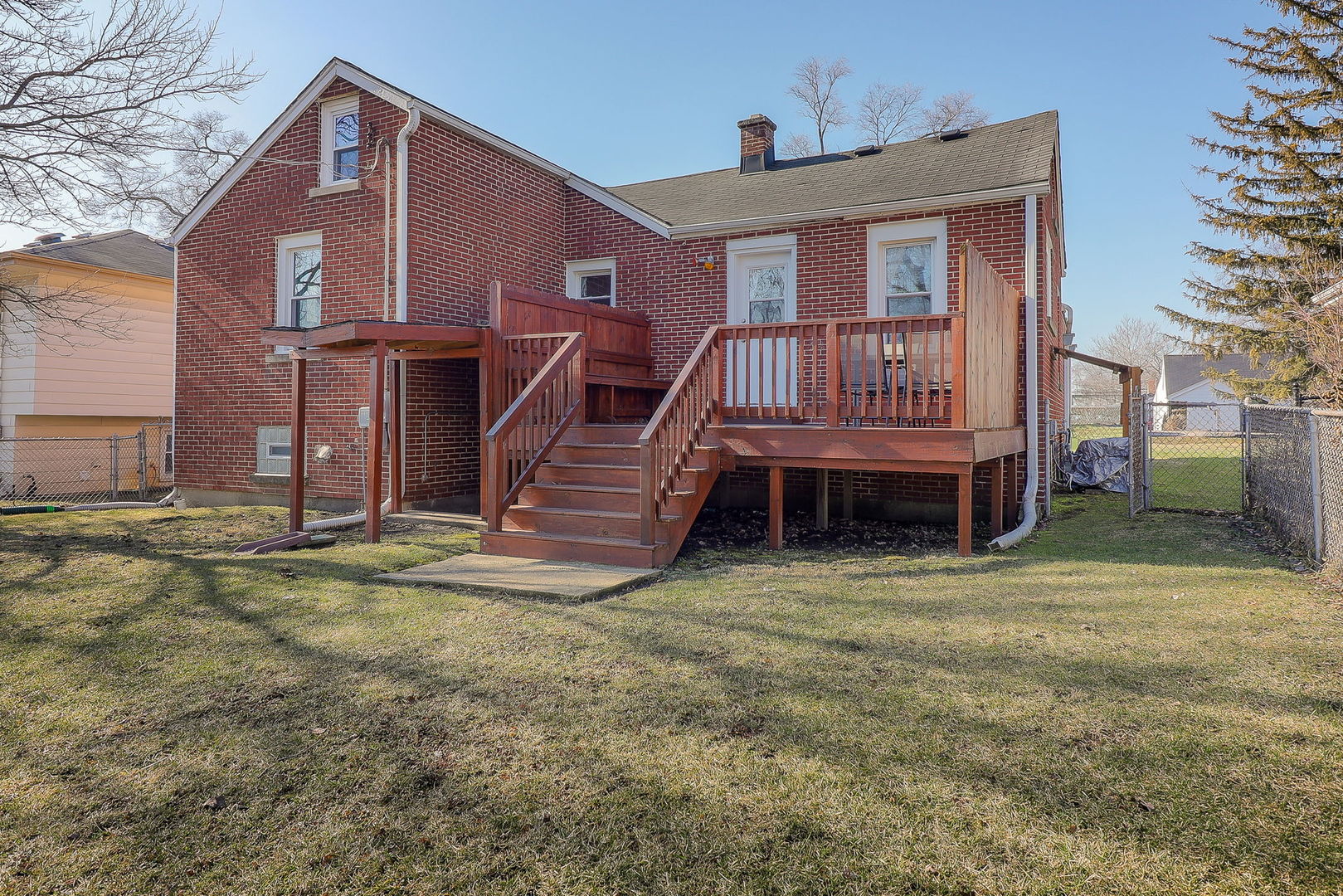 4011 N Lincoln Street