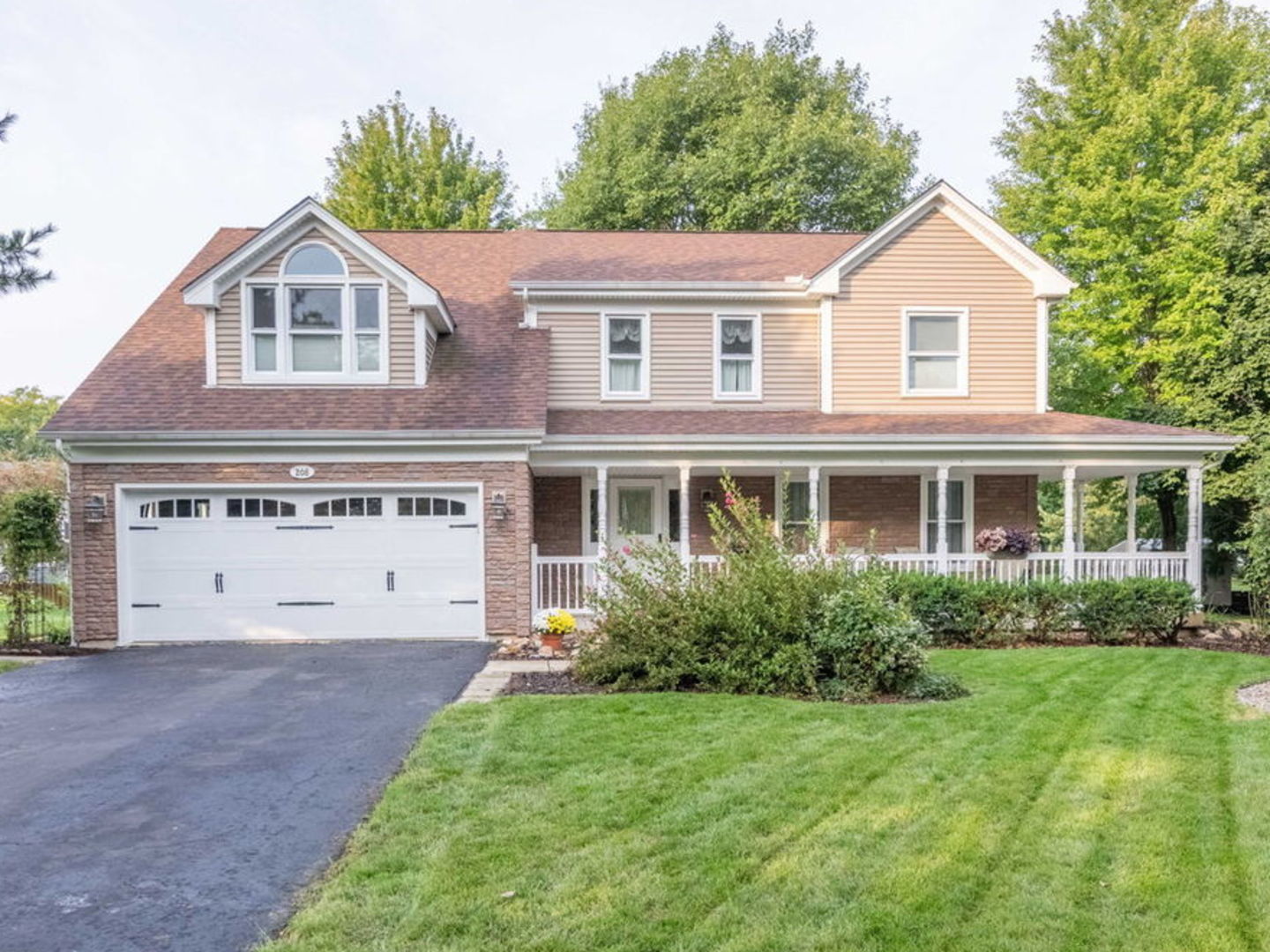 208 Thornbury Court