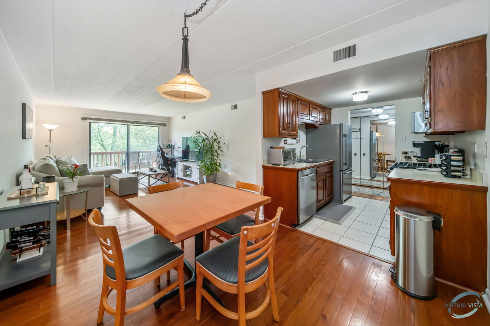8010 Woodglen Lane Unit: 206
