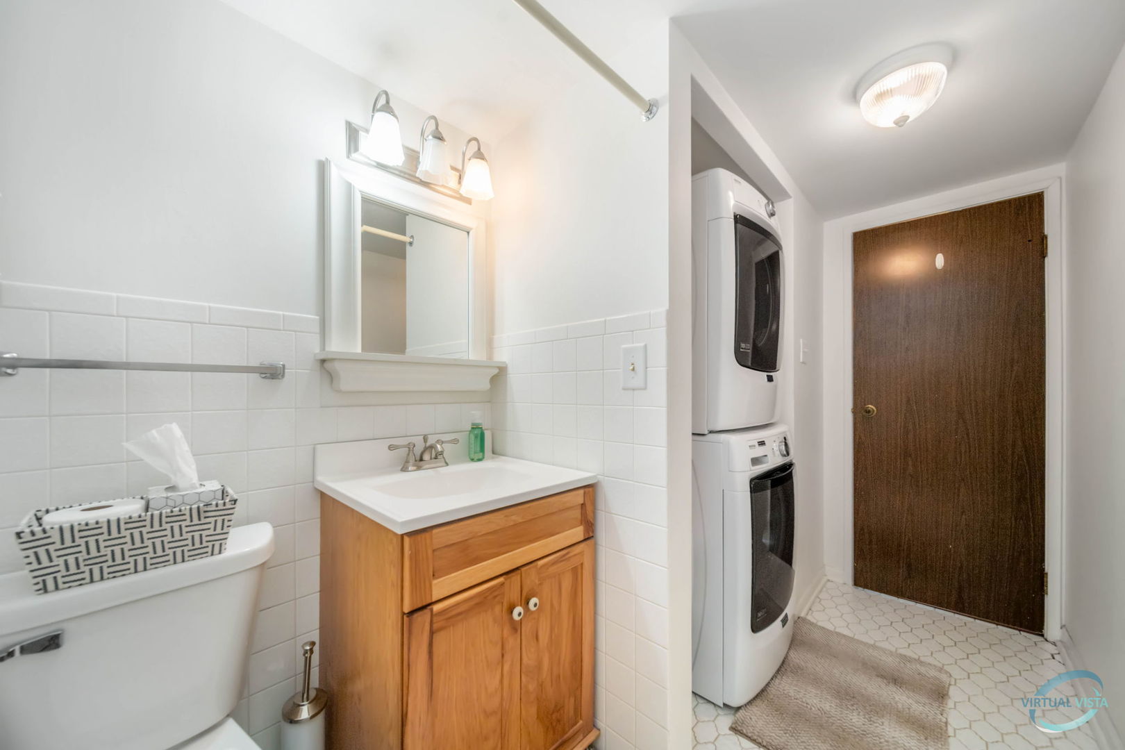 8010 Woodglen Lane Unit: 206