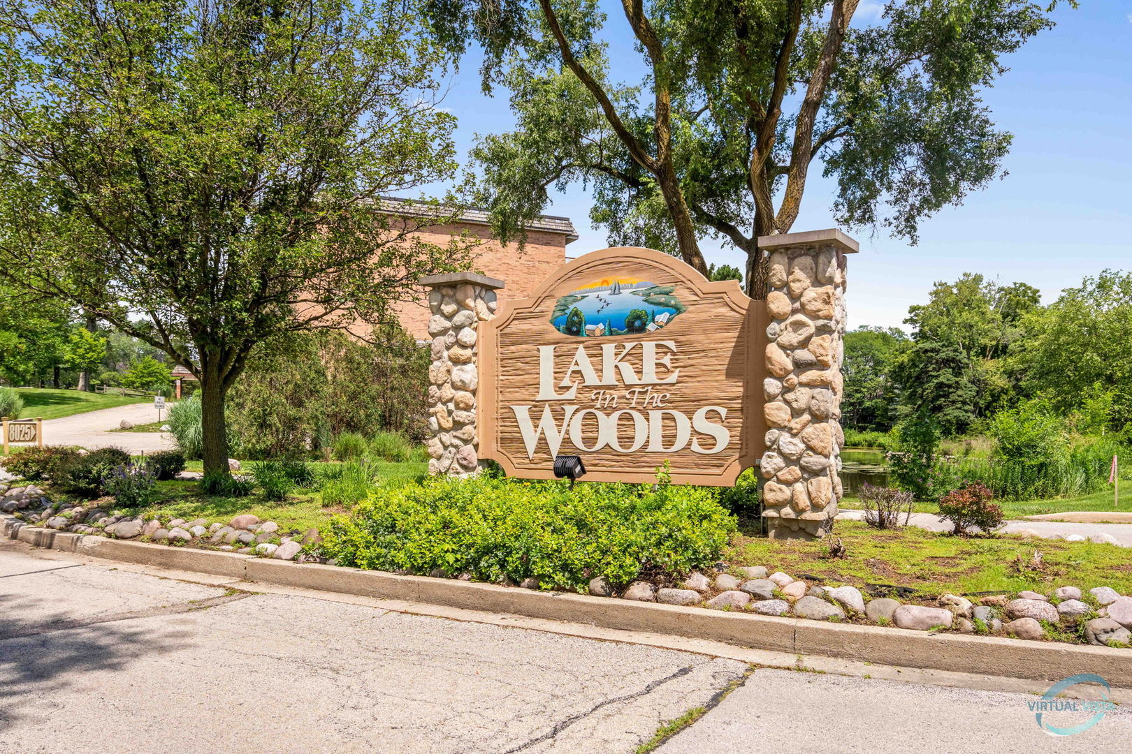8010 Woodglen Lane Unit: 206