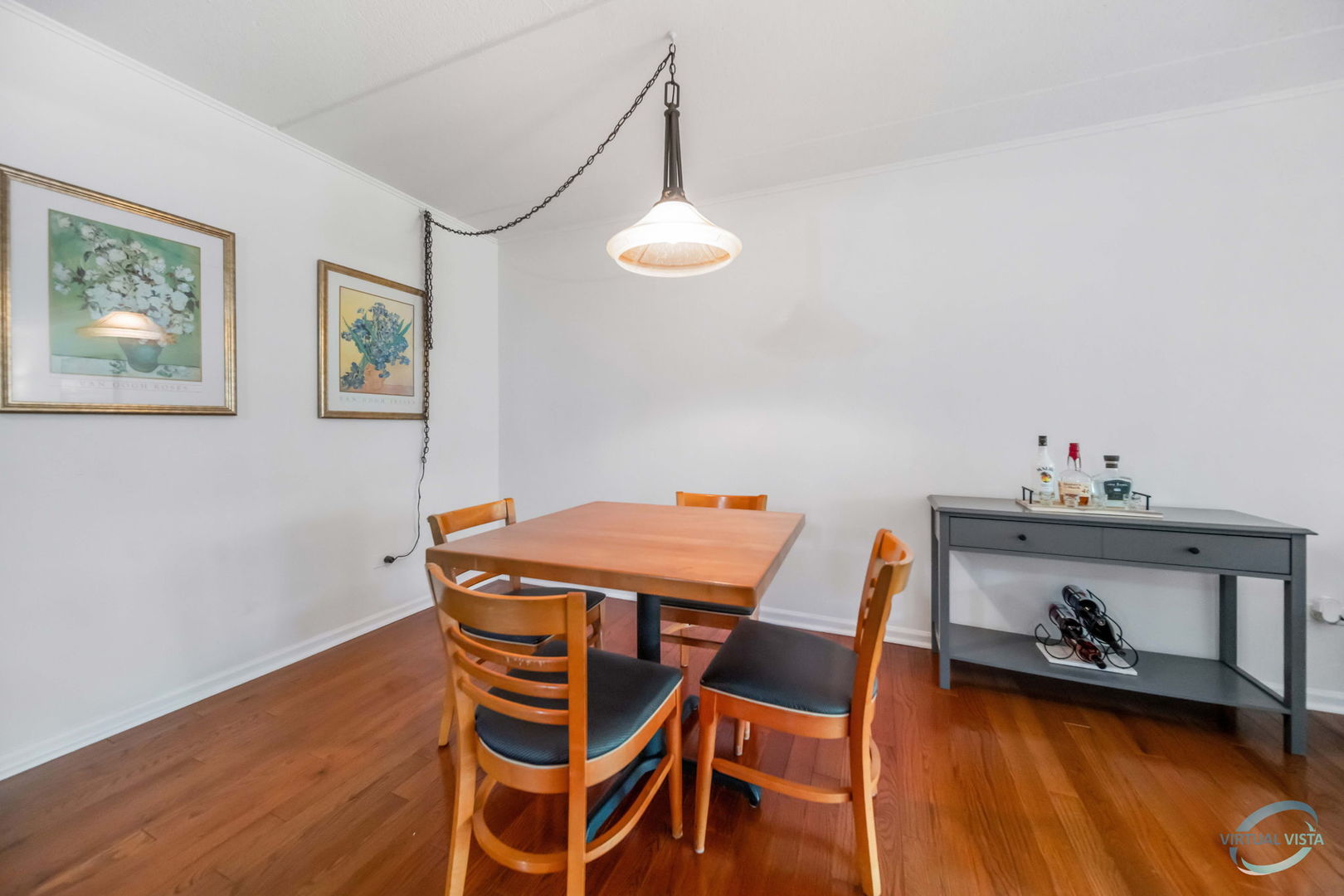 8010 Woodglen Lane Unit: 206