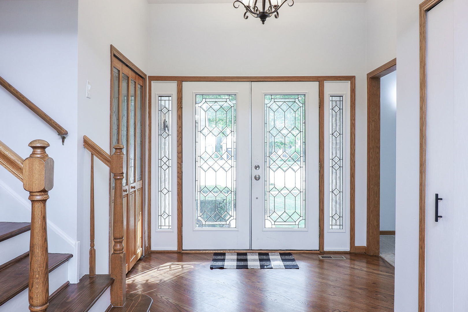 1611 Ainsley Lane