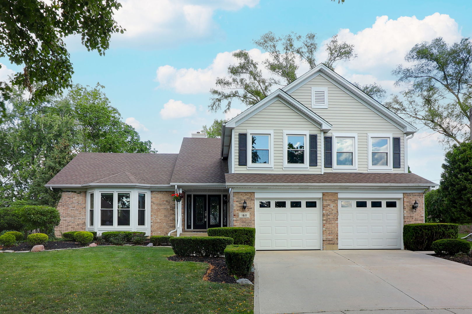 1611 Ainsley Lane