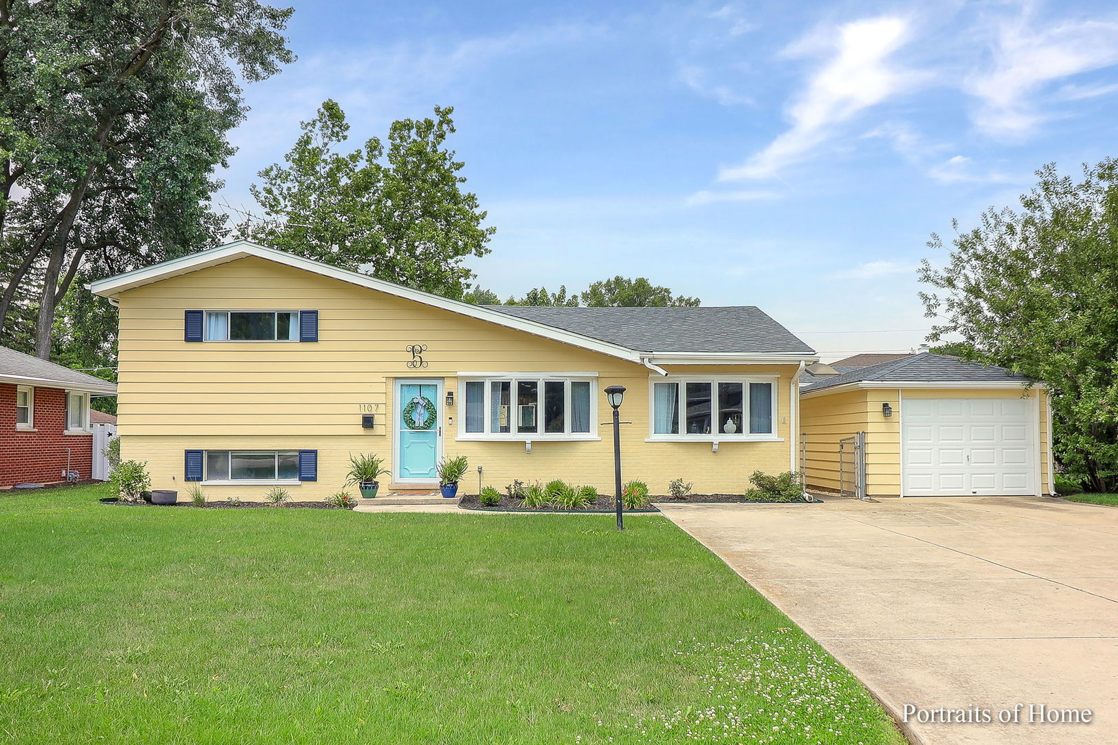 1107 E Prairie Avenue