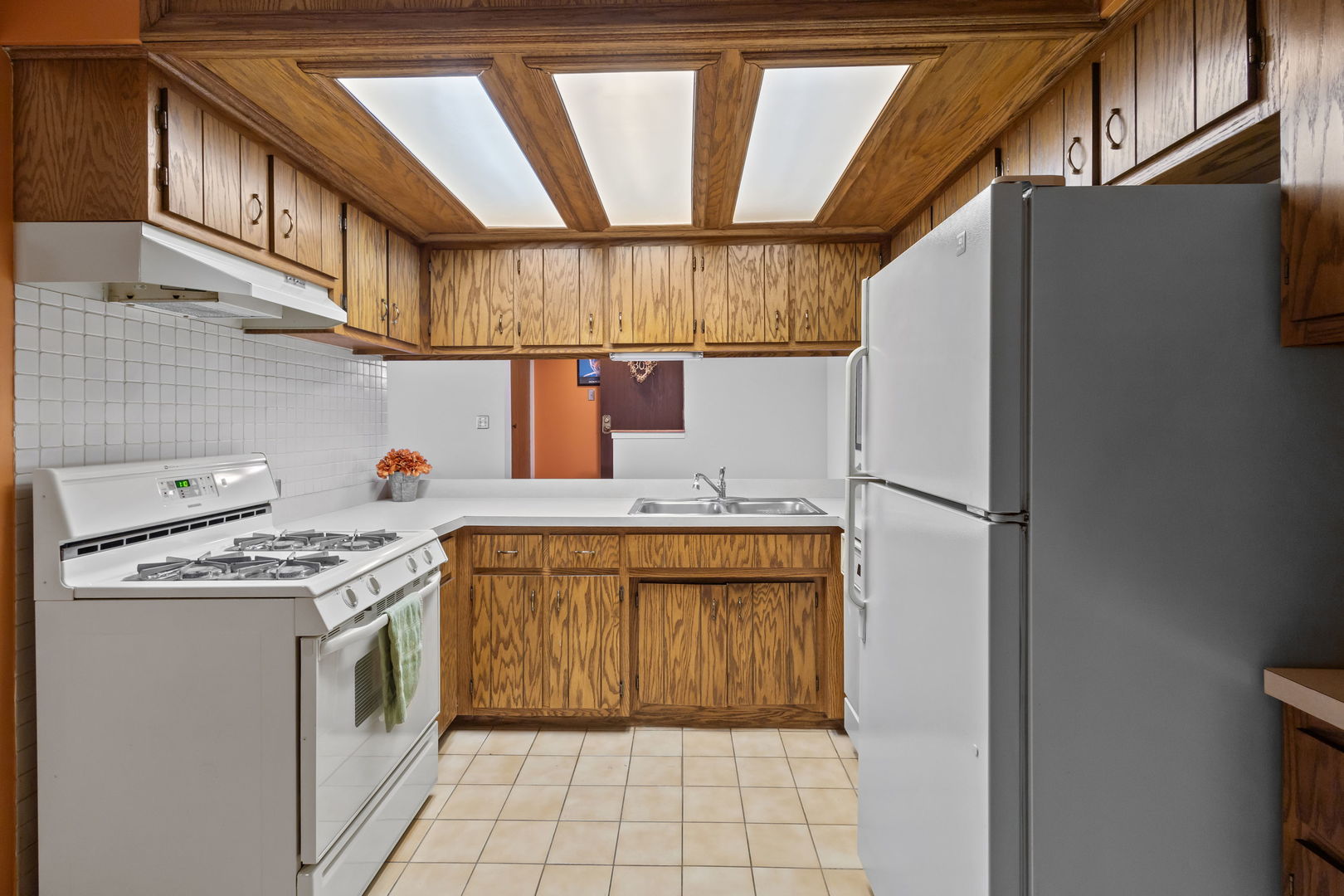 525 Cumnor Road Unit: 301