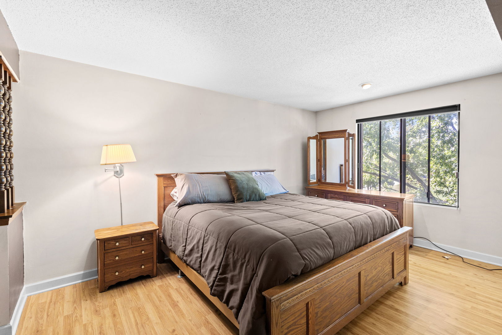 525 Cumnor Road Unit: 301