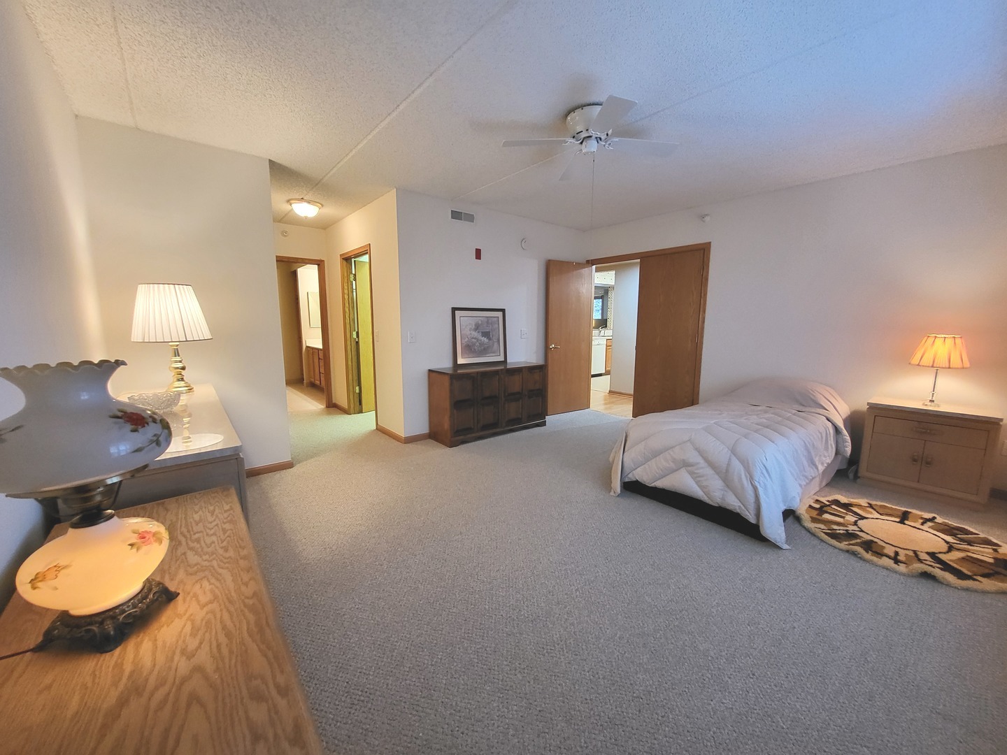 11 S Wille Street Unit: 409